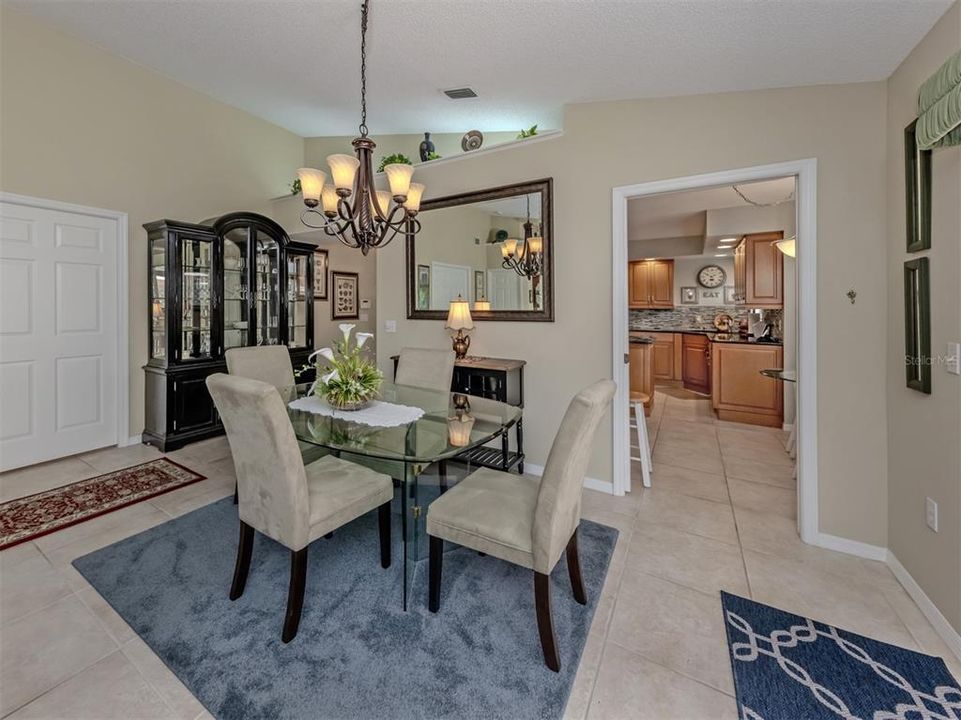 For Sale: $385,000 (3 beds, 2 baths, 1735 Square Feet)