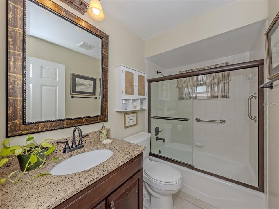 For Sale: $385,000 (3 beds, 2 baths, 1735 Square Feet)