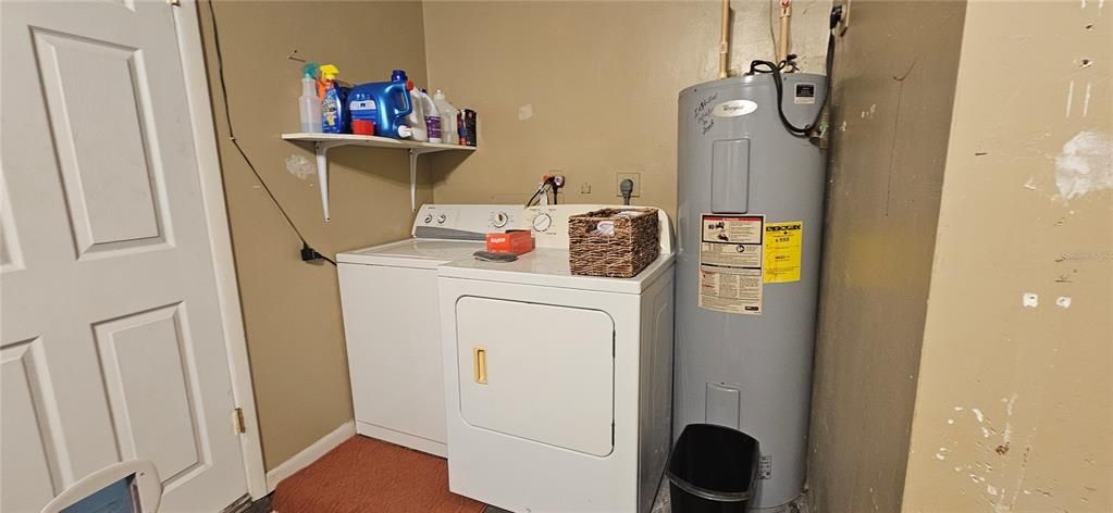 For Rent: $2,250 (3 beds, 2 baths, 1398 Square Feet)