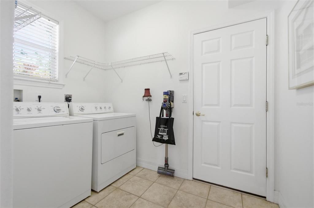 En Venta: $449,900 (3 camas, 2 baños, 1847 Pies cuadrados)