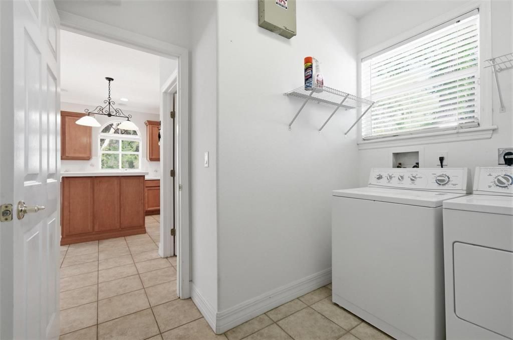 En Venta: $449,900 (3 camas, 2 baños, 1847 Pies cuadrados)