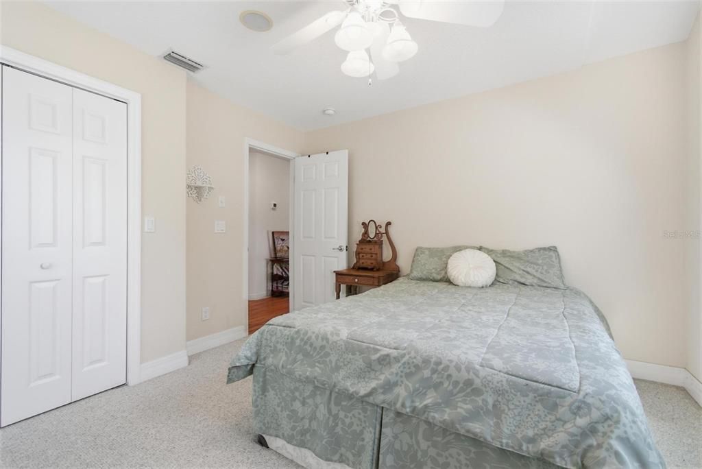 En Venta: $449,900 (3 camas, 2 baños, 1847 Pies cuadrados)