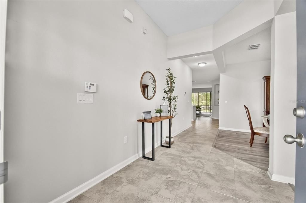 En Venta: $499,900 (4 camas, 3 baños, 2763 Pies cuadrados)