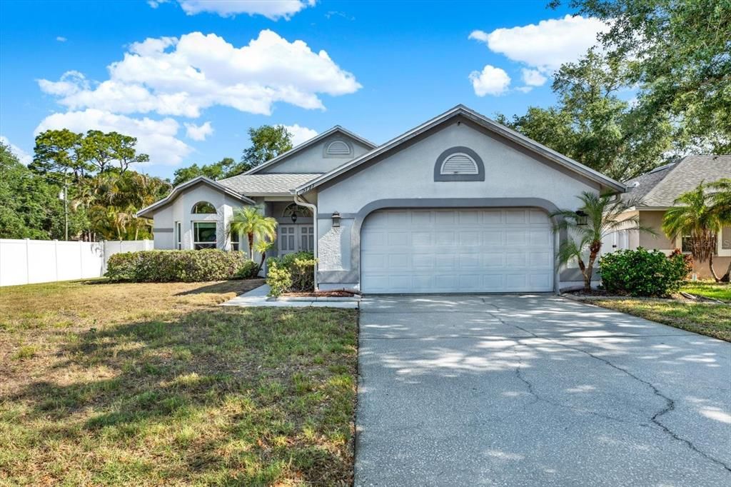 Active With Contract: $599,900 (3 beds, 2 baths, 1540 Square Feet)