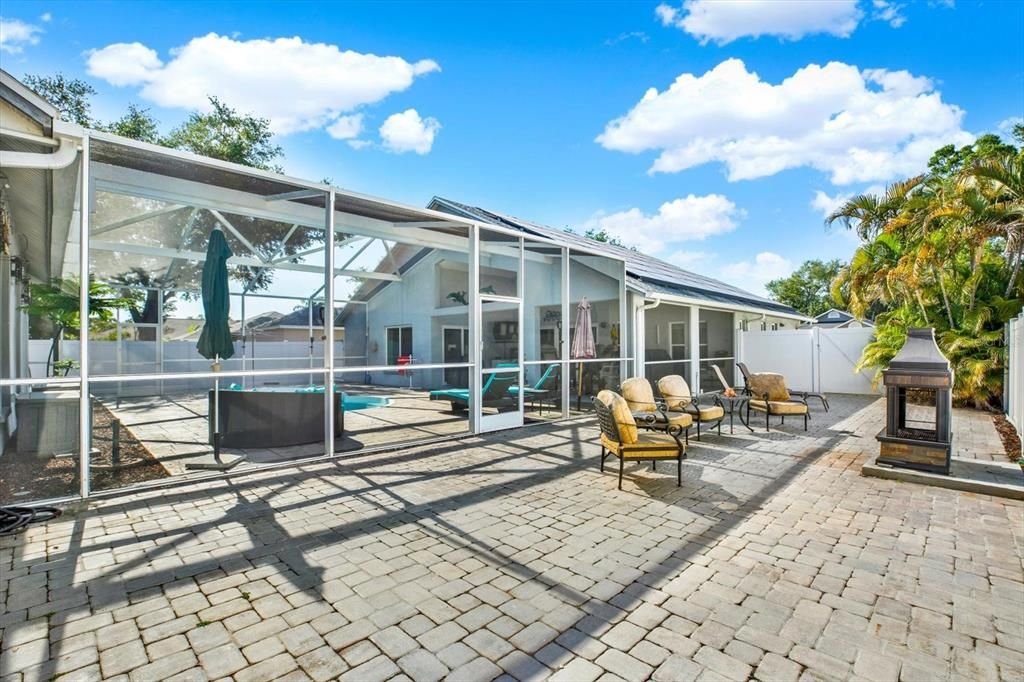 Active With Contract: $599,900 (3 beds, 2 baths, 1540 Square Feet)