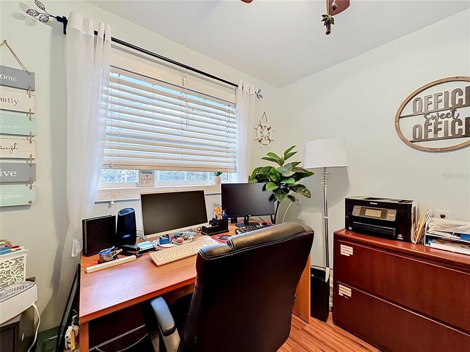 Active With Contract: $294,500 (3 beds, 2 baths, 1500 Square Feet)