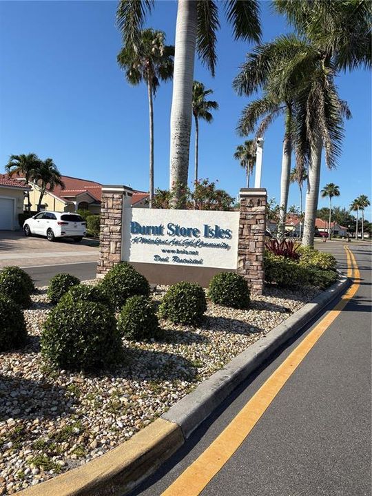 For Sale: $299,900 (0.22 acres)