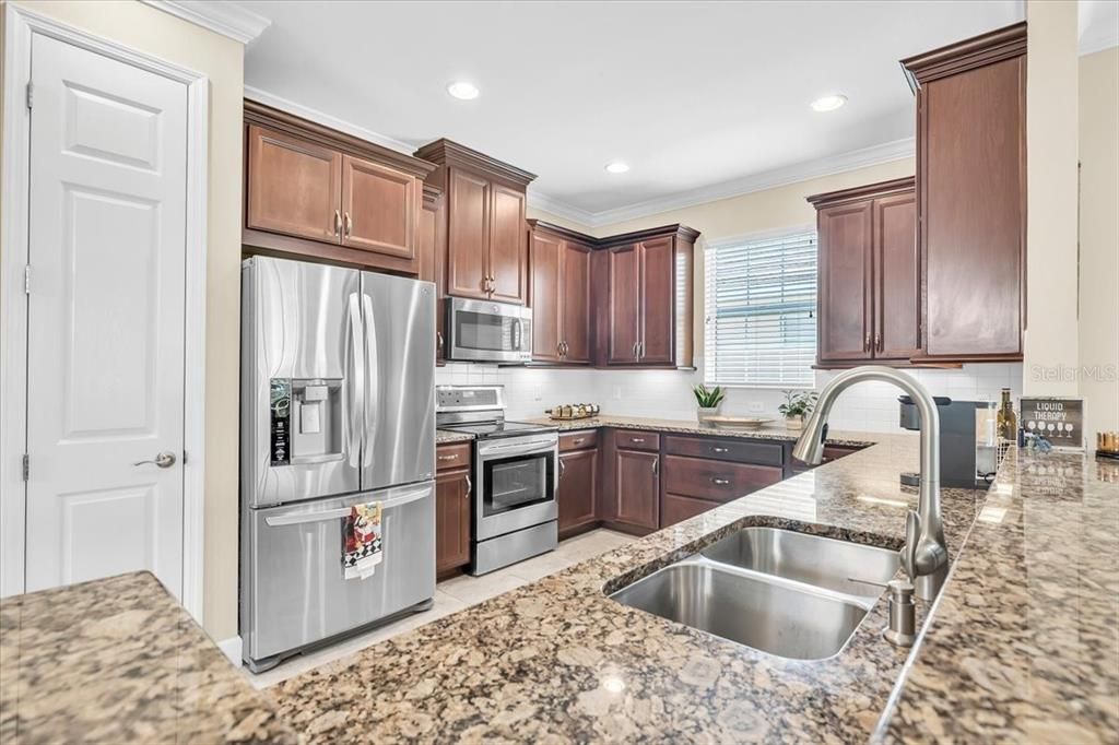 En Venta: $434,900 (3 camas, 2 baños, 1926 Pies cuadrados)