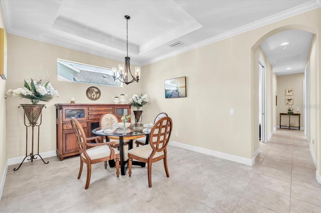 En Venta: $434,900 (3 camas, 2 baños, 1926 Pies cuadrados)