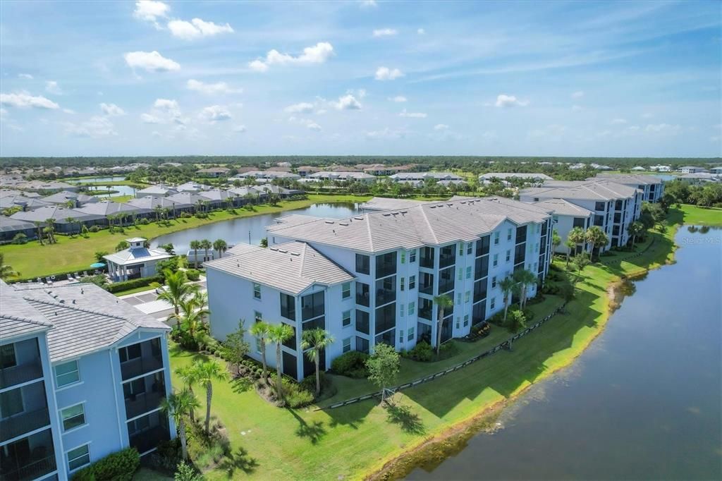For Rent: $6,000 (2 beds, 2 baths, 1154 Square Feet)