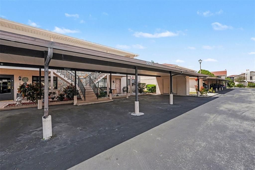 For Sale: $117,000 (2 beds, 2 baths, 1320 Square Feet)