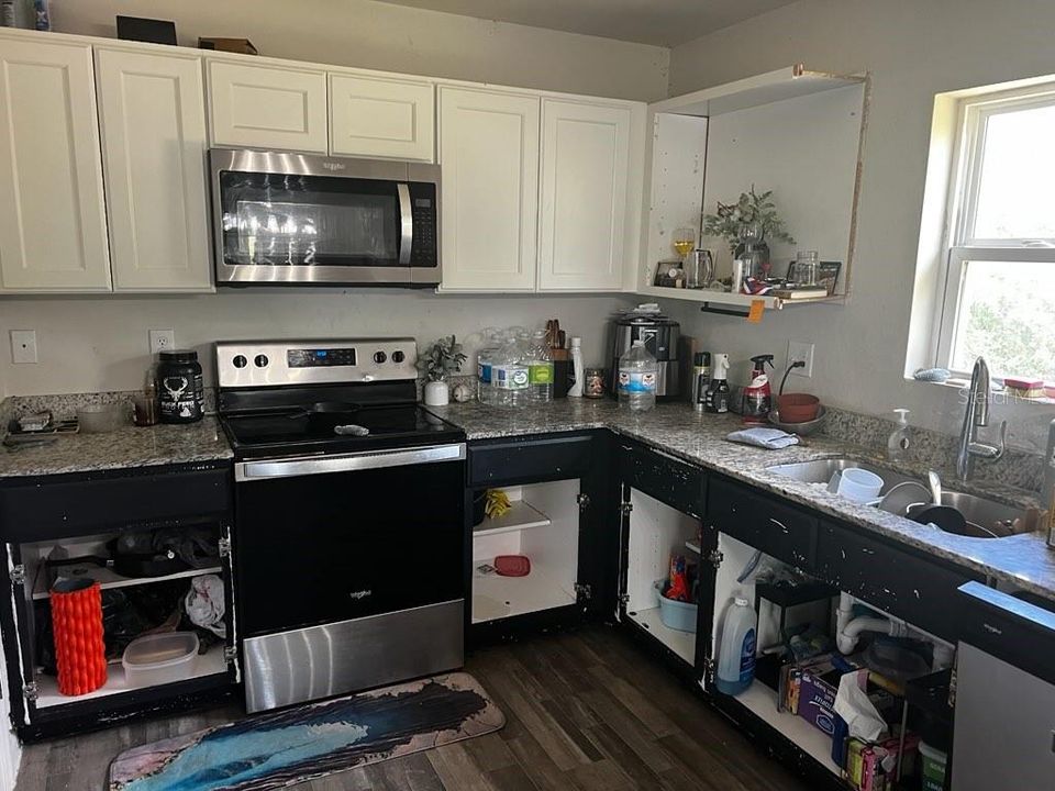 For Sale: $250,000 (3 beds, 2 baths, 1246 Square Feet)