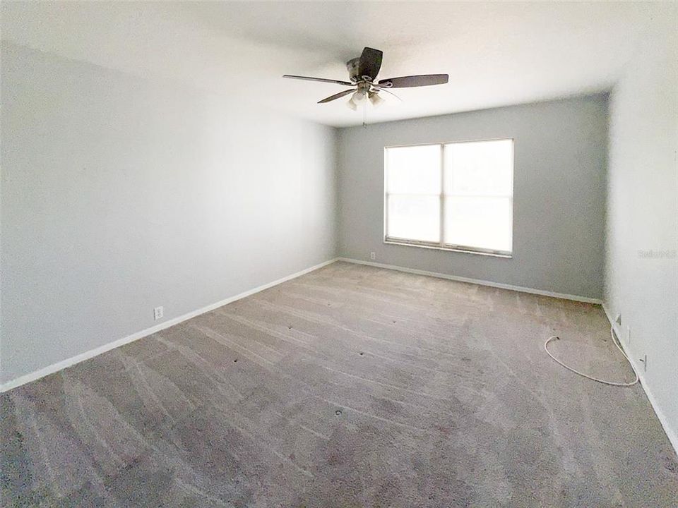 En Venta: $279,900 (3 camas, 2 baños, 1386 Pies cuadrados)