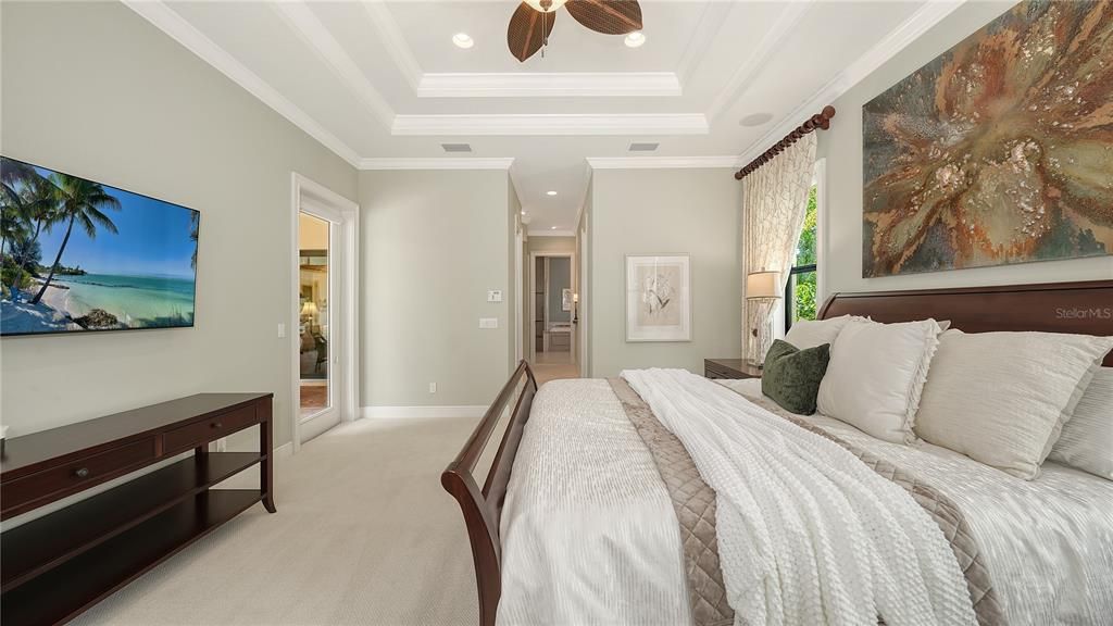Activo con contrato: $2,499,990 (4 camas, 3 baños, 3215 Pies cuadrados)