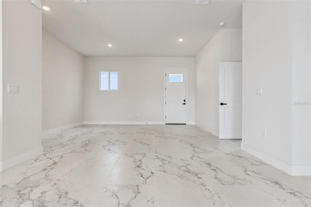 Active With Contract: $365,000 (4 beds, 3 baths, 1931 Square Feet)