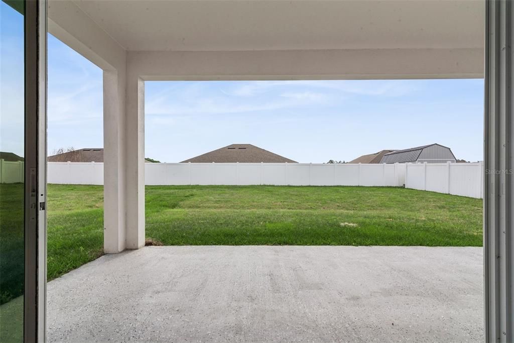 Active With Contract: $365,000 (4 beds, 3 baths, 1931 Square Feet)
