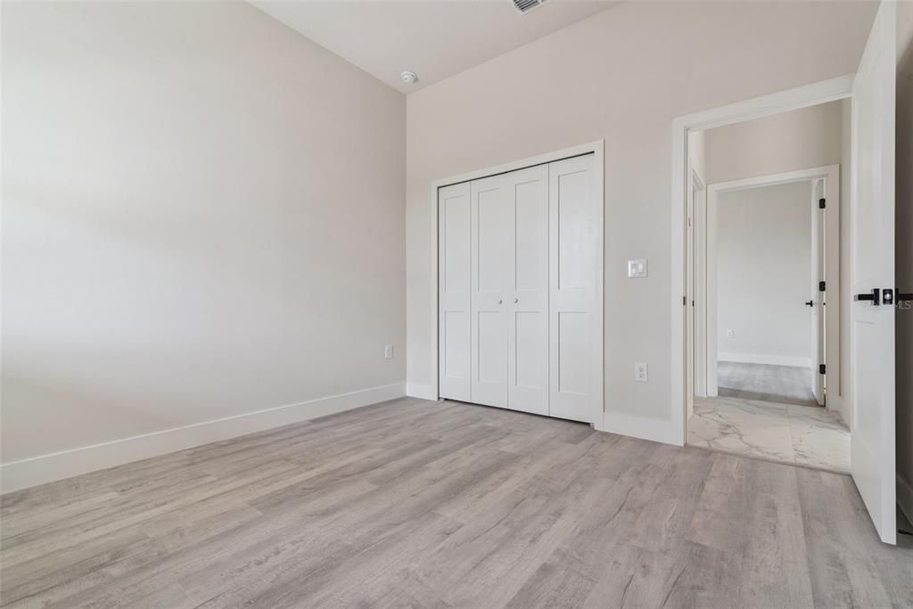 Active With Contract: $365,000 (4 beds, 3 baths, 1931 Square Feet)