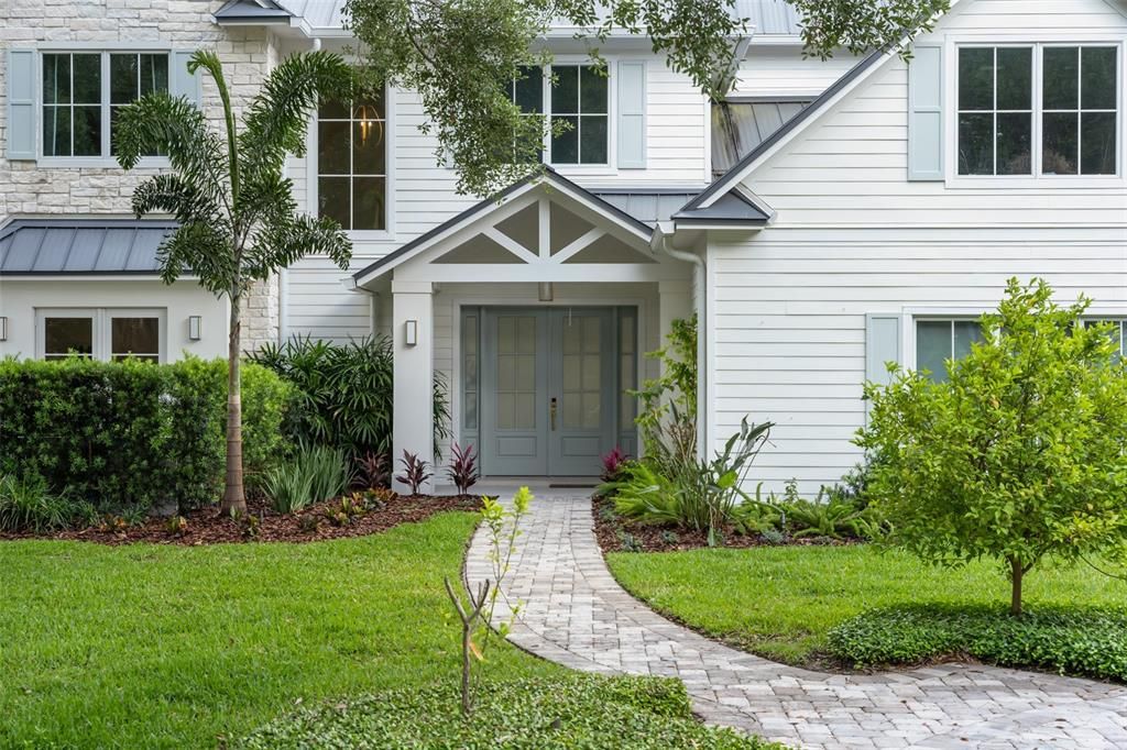 For Sale: $3,799,000 (5 beds, 5 baths, 5450 Square Feet)