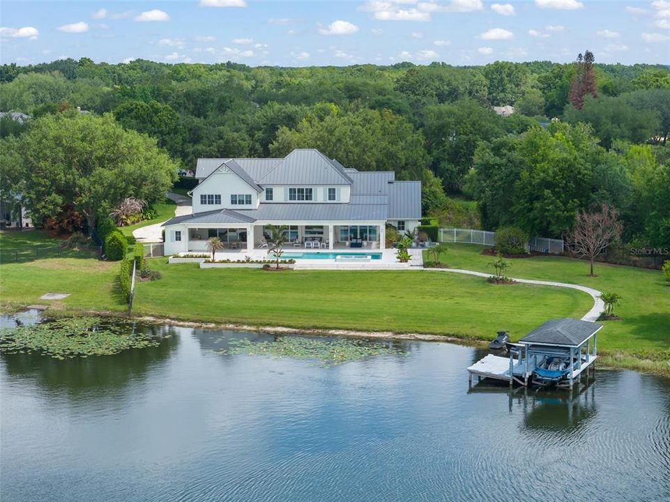 For Sale: $3,799,000 (5 beds, 5 baths, 5450 Square Feet)