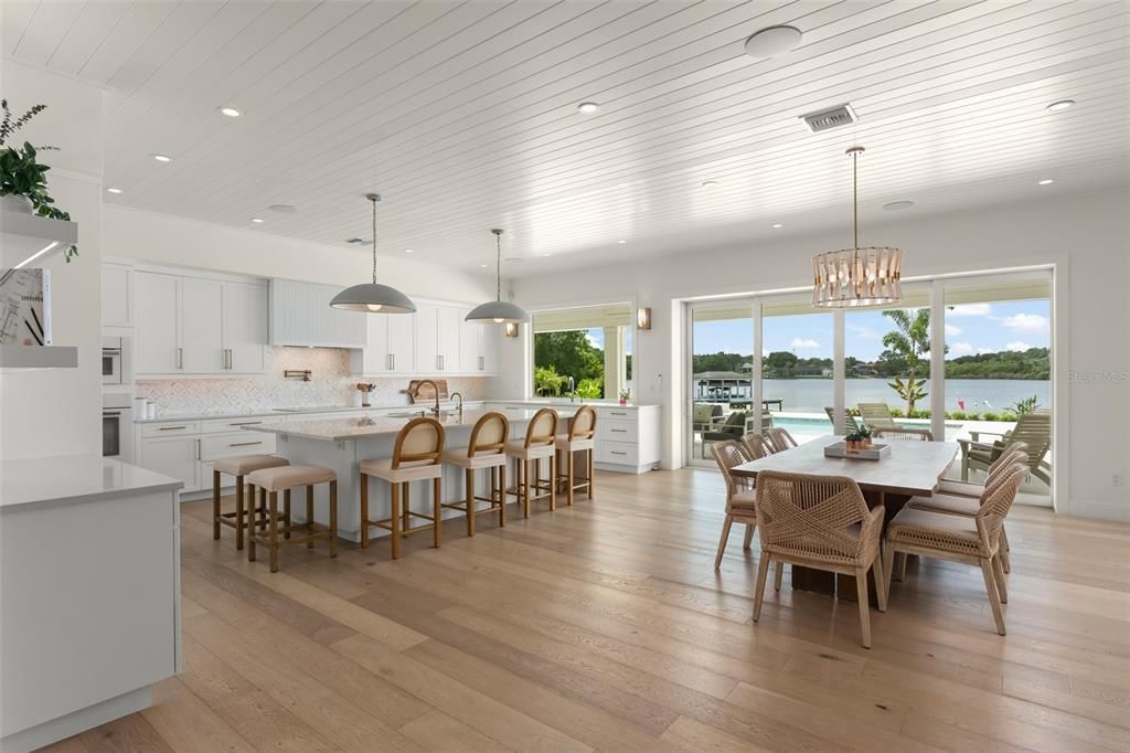 For Sale: $3,799,000 (5 beds, 5 baths, 5450 Square Feet)