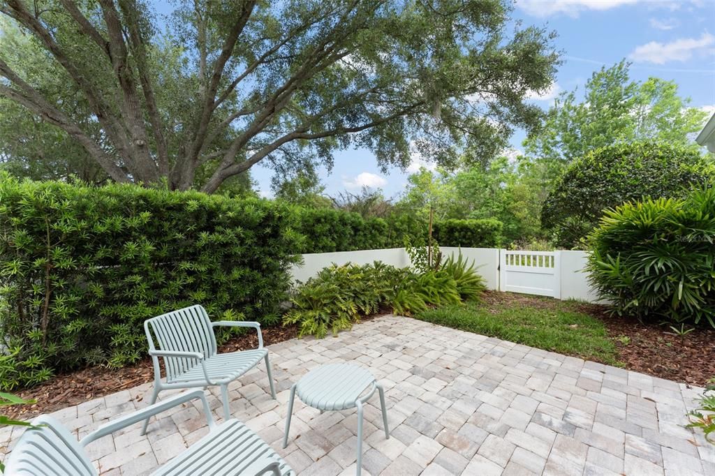 For Sale: $3,799,000 (5 beds, 5 baths, 5450 Square Feet)