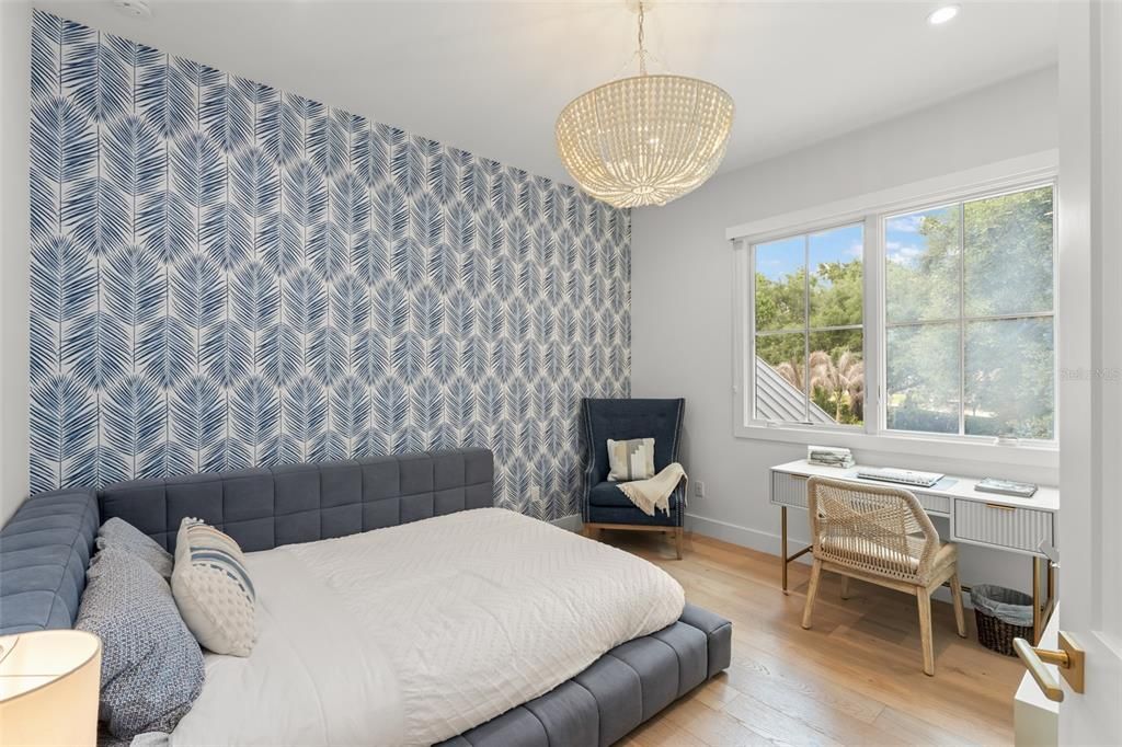 For Sale: $3,799,000 (5 beds, 5 baths, 5450 Square Feet)