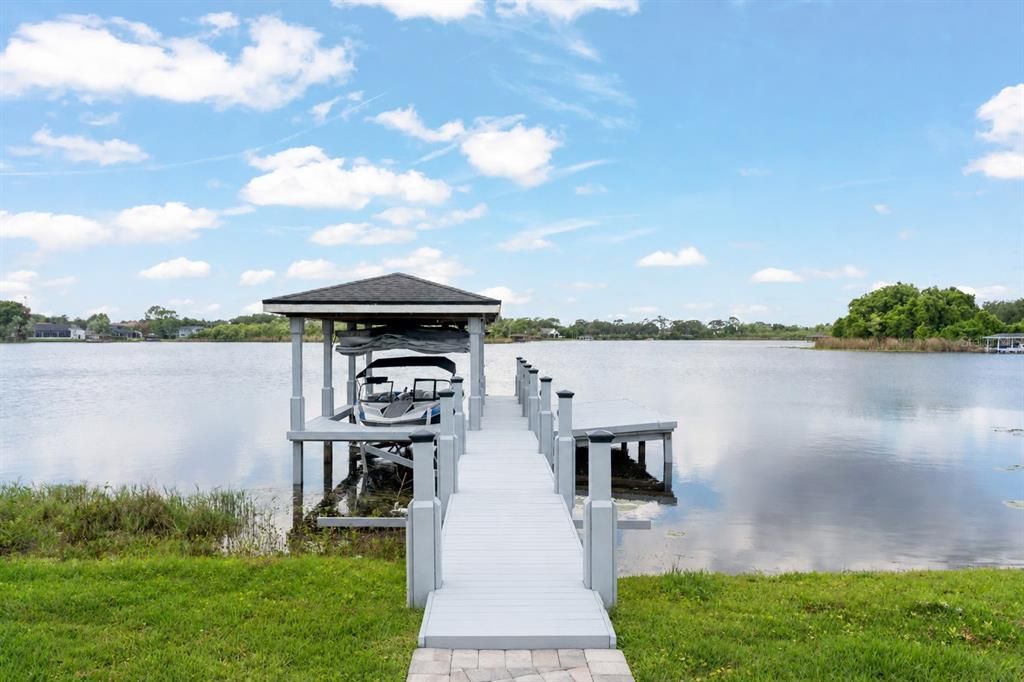 For Sale: $3,799,000 (5 beds, 5 baths, 5450 Square Feet)