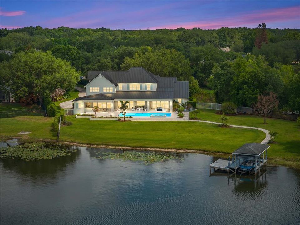For Sale: $3,799,000 (5 beds, 5 baths, 5450 Square Feet)