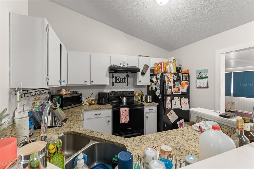 En Venta: $255,000 (3 camas, 2 baños, 1011 Pies cuadrados)