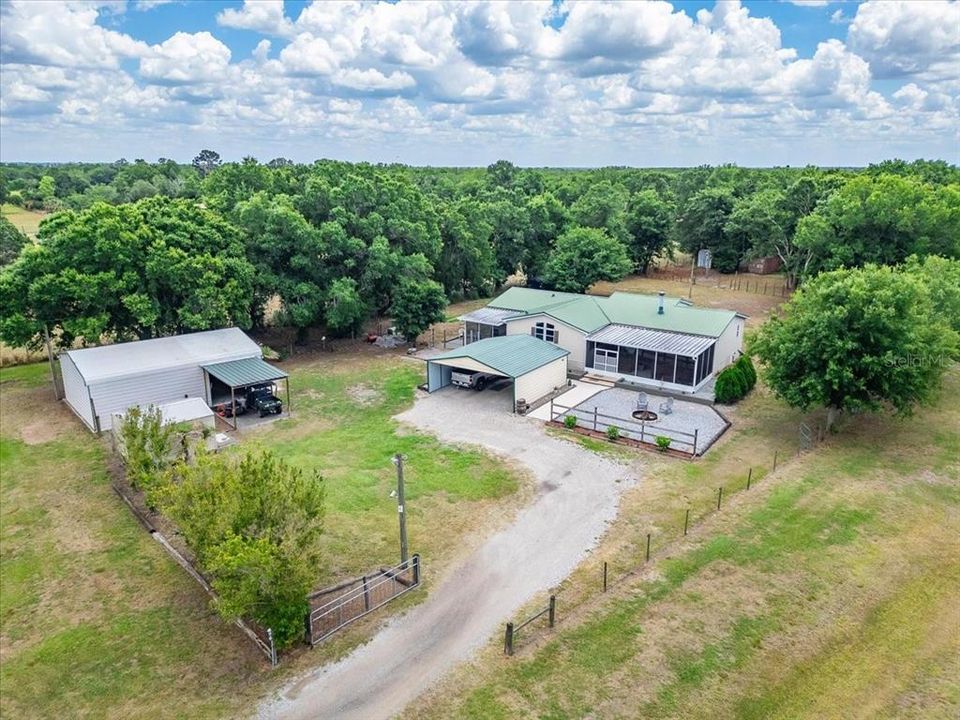 En Venta: $575,000 (4 camas, 2 baños, 2094 Pies cuadrados)
