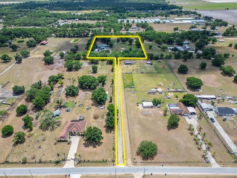 En Venta: $575,000 (4 camas, 2 baños, 2094 Pies cuadrados)