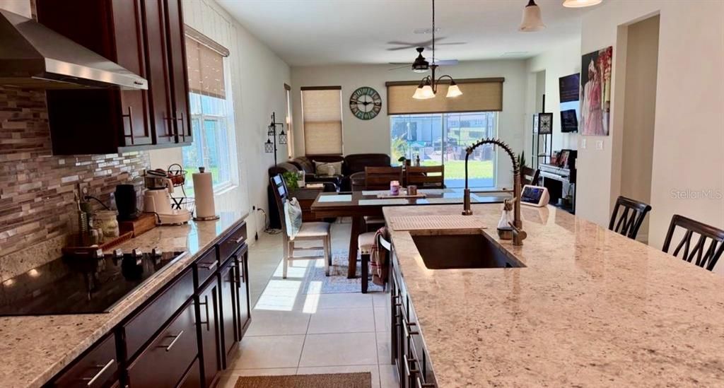 Active With Contract: $2,850 (4 beds, 3 baths, 2030 Square Feet)