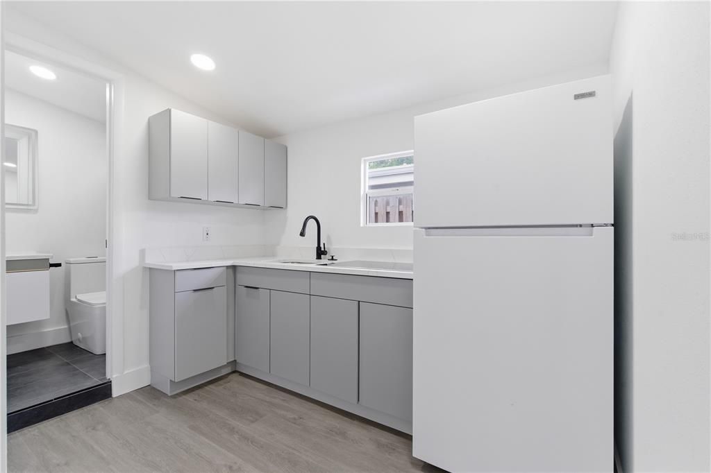 Active With Contract: $3,000 (4 beds, 3 baths, 1795 Square Feet)