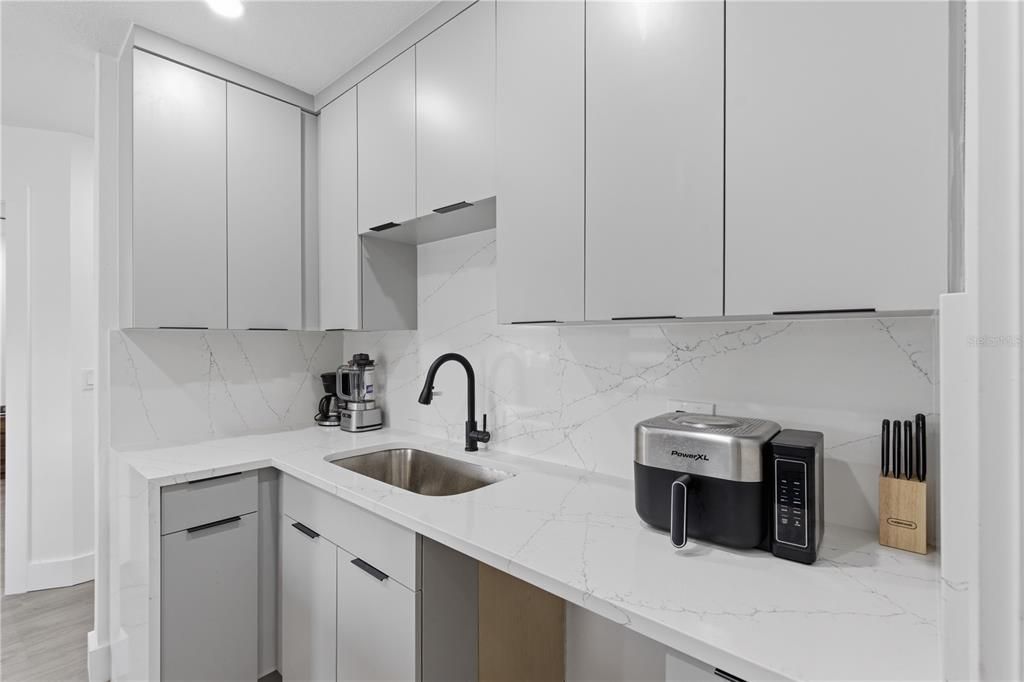 Active With Contract: $3,000 (4 beds, 3 baths, 1795 Square Feet)