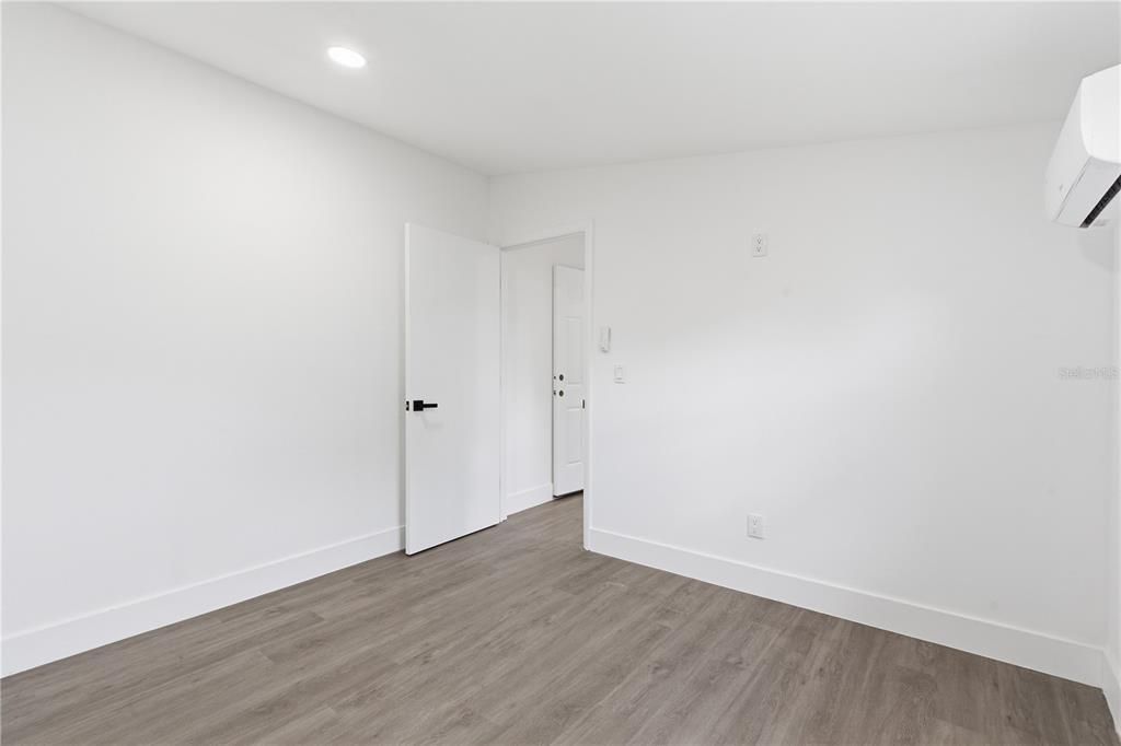 Active With Contract: $3,000 (4 beds, 3 baths, 1795 Square Feet)