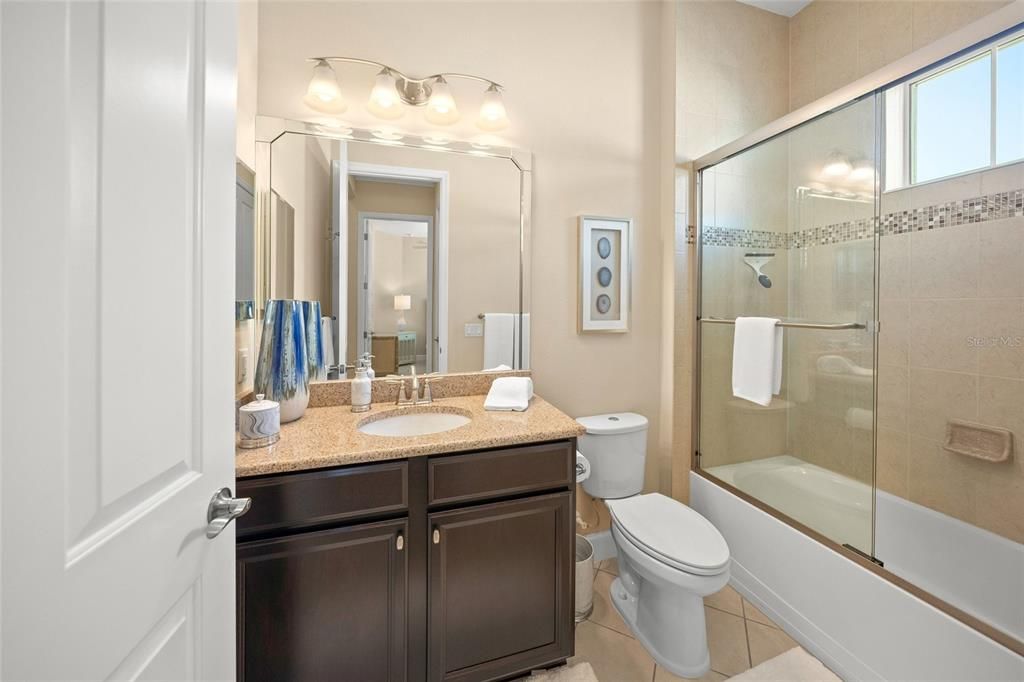 Active With Contract: $795,000 (2 beds, 2 baths, 2002 Square Feet)
