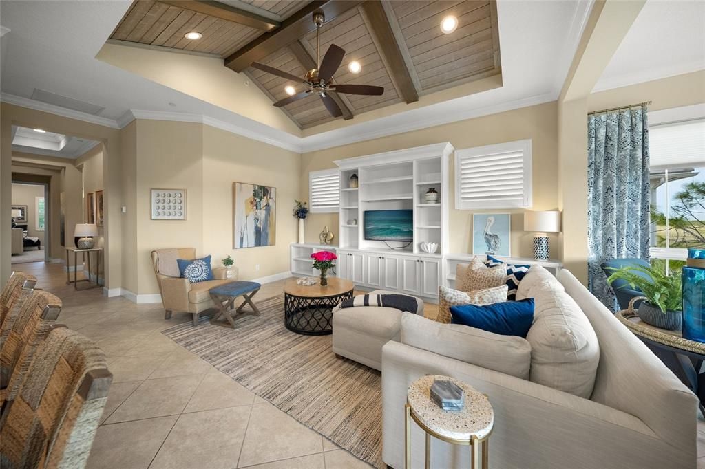 Active With Contract: $795,000 (2 beds, 2 baths, 2002 Square Feet)