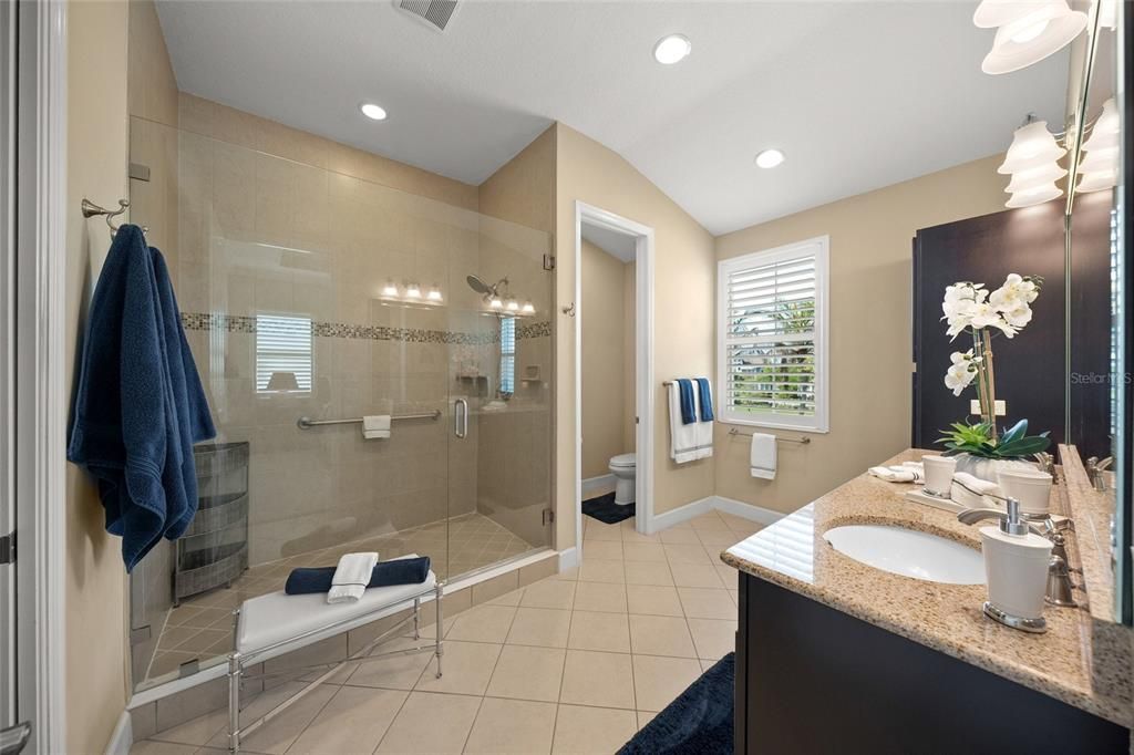Active With Contract: $795,000 (2 beds, 2 baths, 2002 Square Feet)