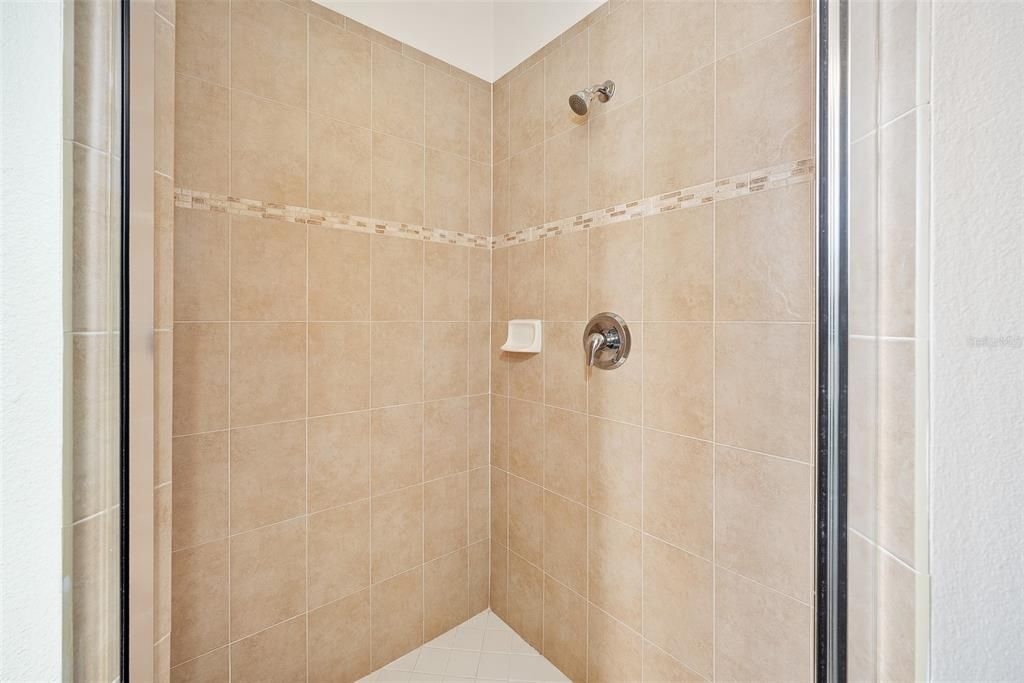 En Venta: $283,000 (2 camas, 2 baños, 1632 Pies cuadrados)