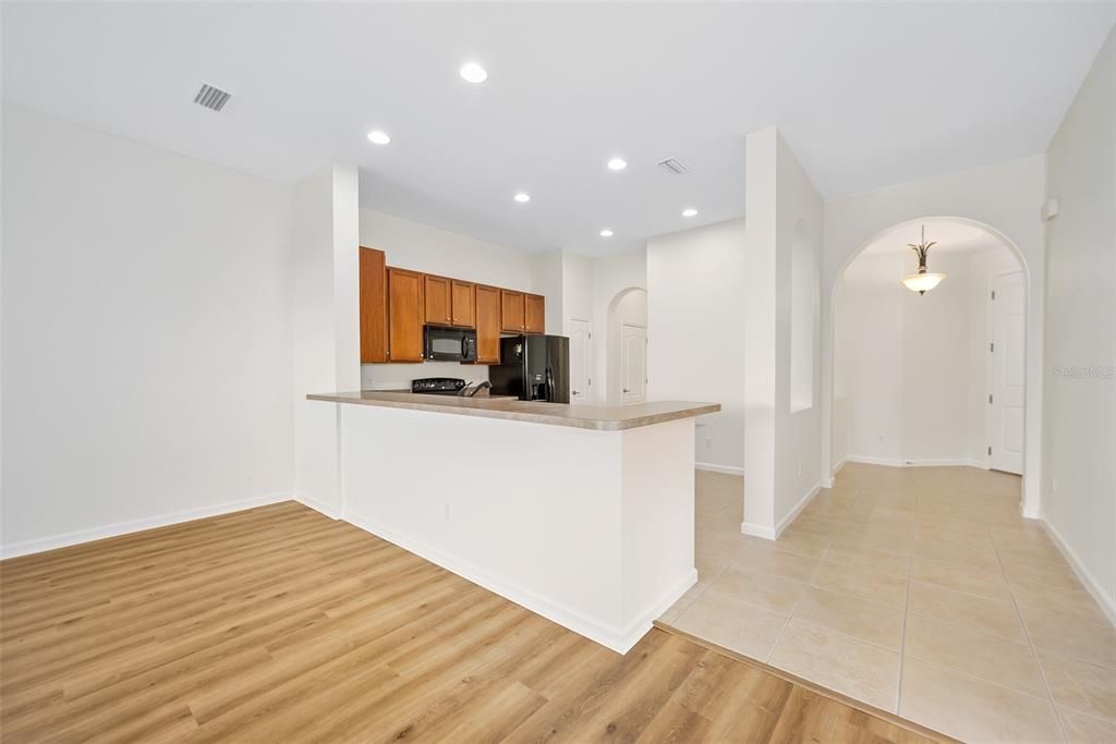 En Venta: $283,000 (2 camas, 2 baños, 1632 Pies cuadrados)