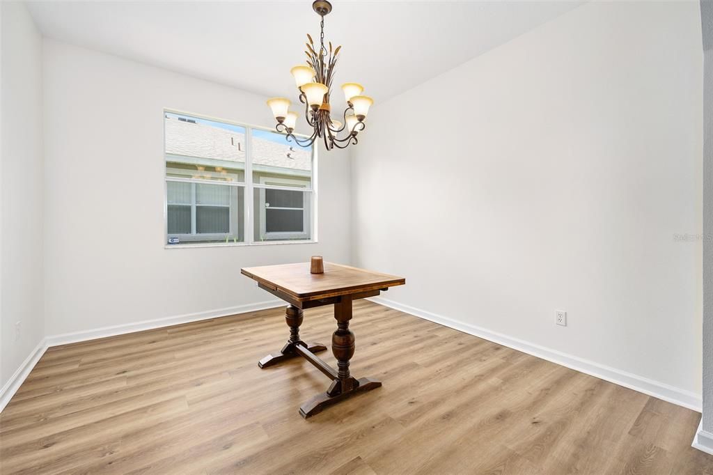 En Venta: $283,000 (2 camas, 2 baños, 1632 Pies cuadrados)
