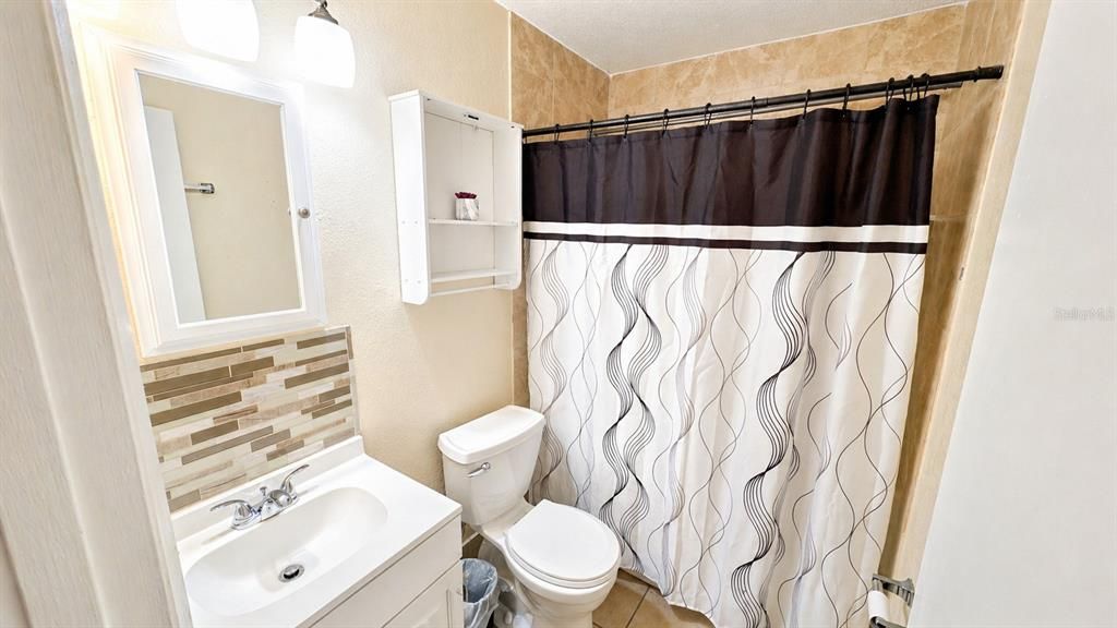 На продажу: $199,900 (3 спален, 2 ванн, 1509 Квадратных фут)