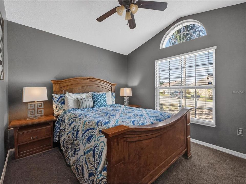 Active With Contract: $389,900 (4 beds, 3 baths, 1822 Square Feet)