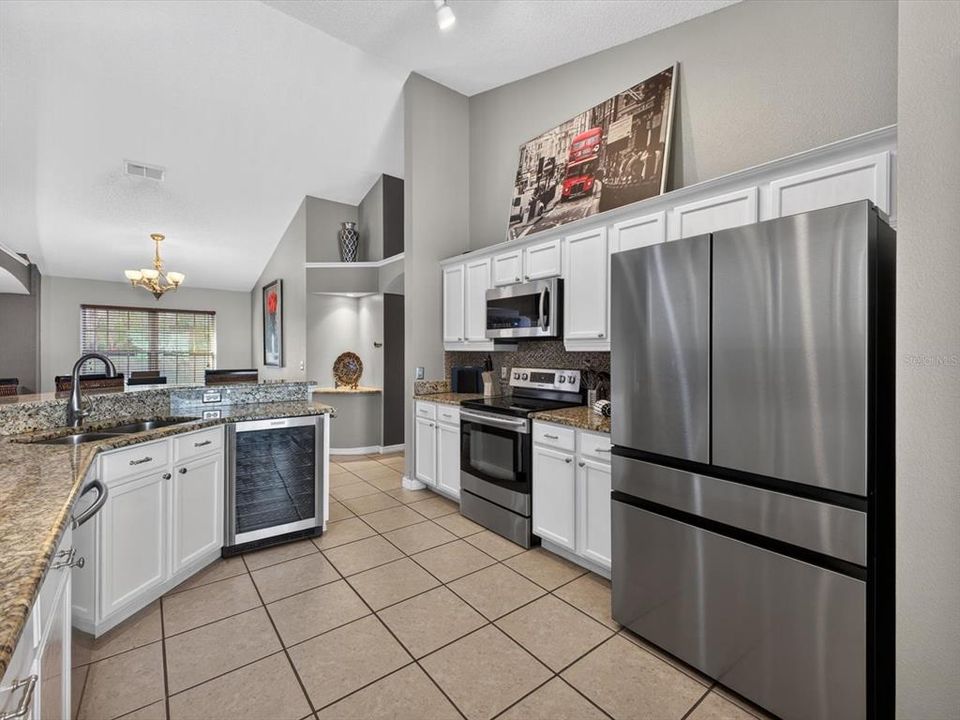Active With Contract: $389,900 (4 beds, 3 baths, 1822 Square Feet)
