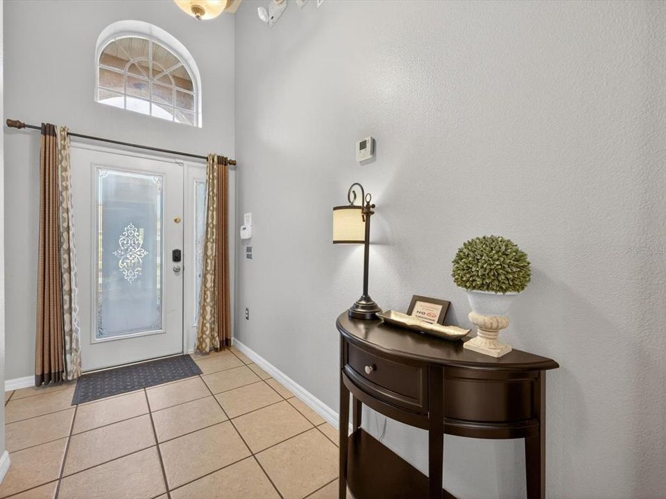 Active With Contract: $389,900 (4 beds, 3 baths, 1822 Square Feet)