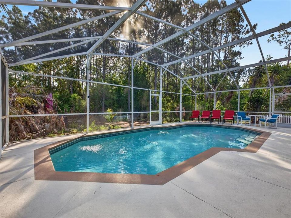 Active With Contract: $389,900 (4 beds, 3 baths, 1822 Square Feet)