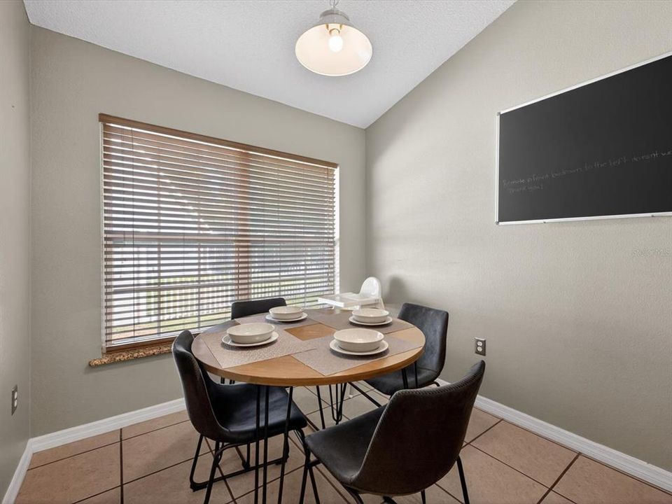 Active With Contract: $389,900 (4 beds, 3 baths, 1822 Square Feet)