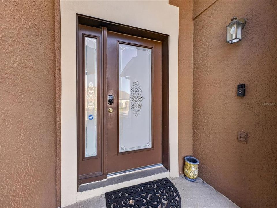 Active With Contract: $389,900 (4 beds, 3 baths, 1822 Square Feet)