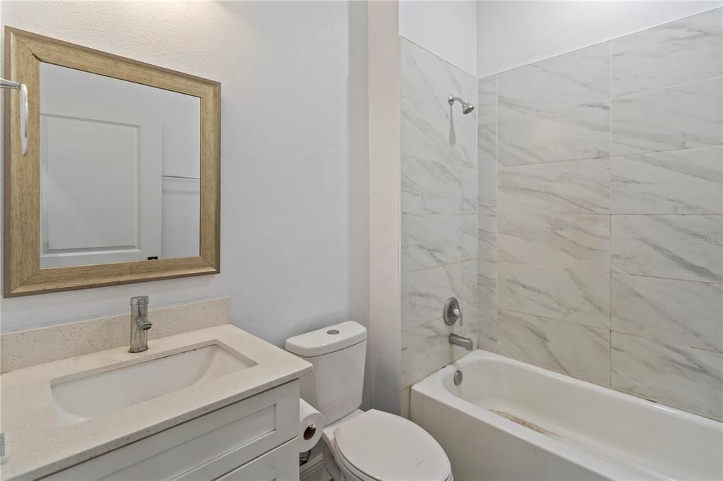 For Rent: $1,900 (4 beds, 2 baths, 1608 Square Feet)