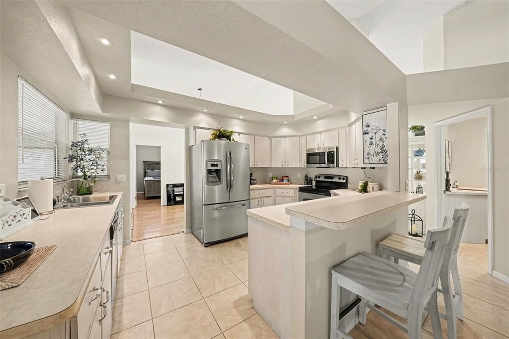 Activo con contrato: $395,000 (3 camas, 2 baños, 1818 Pies cuadrados)